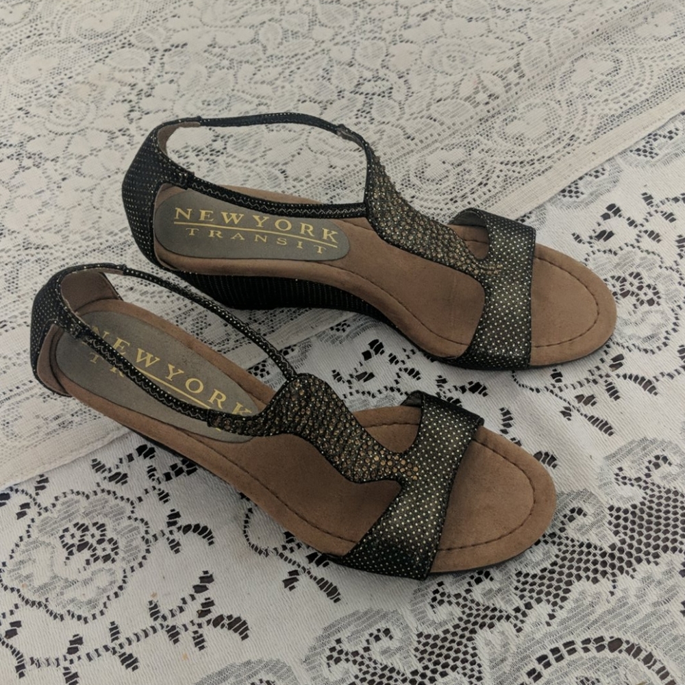 New York Transit .Wedge Shoes.Great Condition.size 7